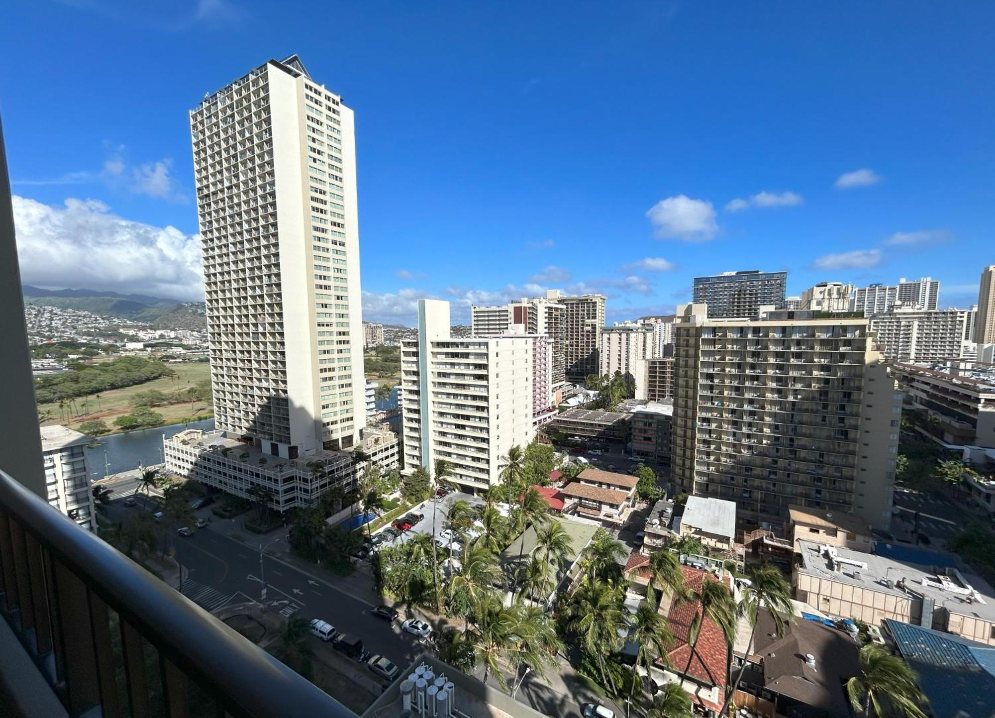 Royal Kuhio 1707 - Spacious With Stunning Diamond Head Views In The Heart Of Waikiki! Ferienhaus